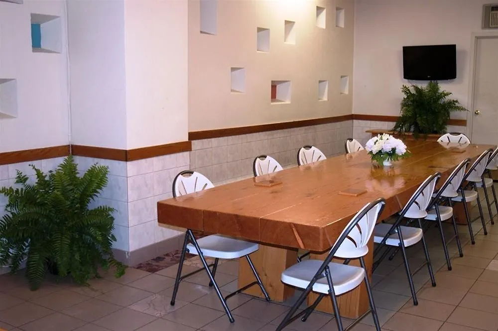 **  Hotel 89 Yorkville Toronto Canada