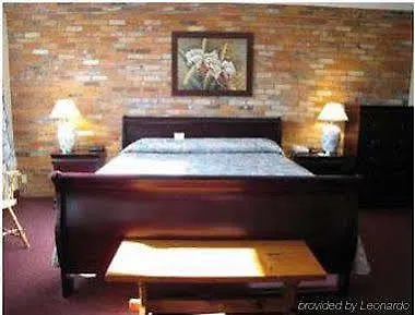 **  Hotel 89 Yorkville Toronto Canada