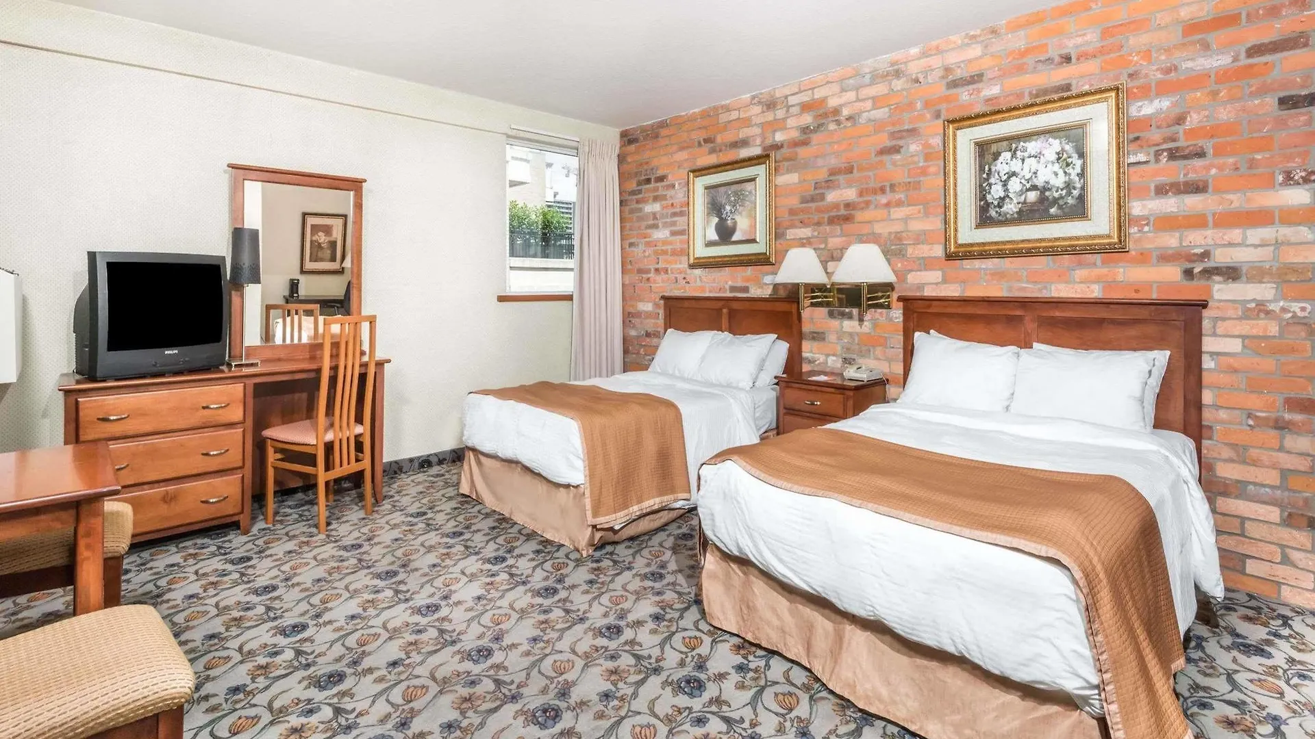 Hotel 89 Yorkville Toronto